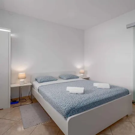 Apartament In Porec/istrien 35369